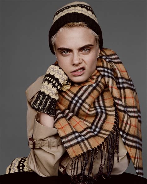 cara delevingne burberry show|burberry her cara delevingne.